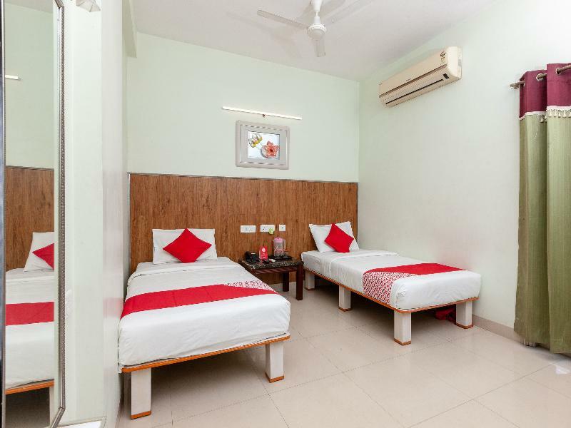 Lotels Hotel Chennai Exteriör bild